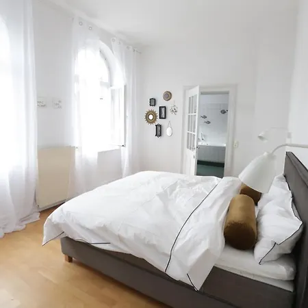 Kleine 25 شقة